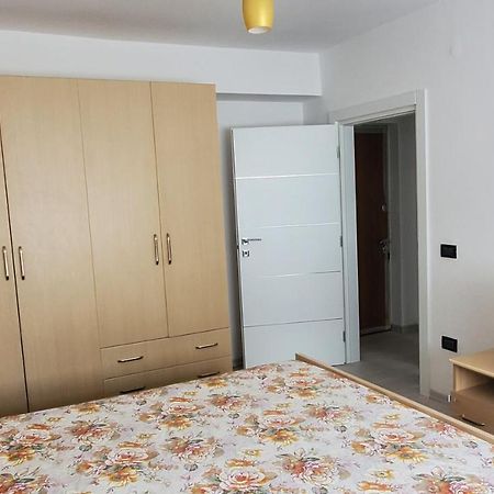 Olsi Vlorë Exterior foto
