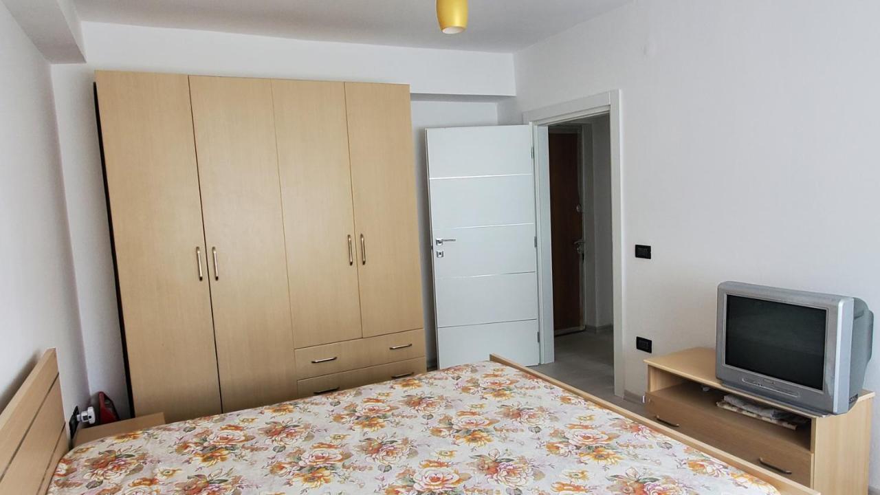 Olsi Vlorë Exterior foto